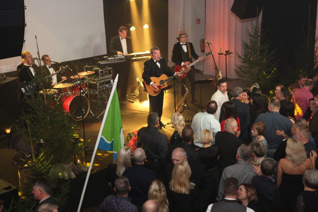 eesti jahimeeste selts, jahirahu, jõulud, pidu, sündmus, jahimees, Karavan, ansambel, muusika