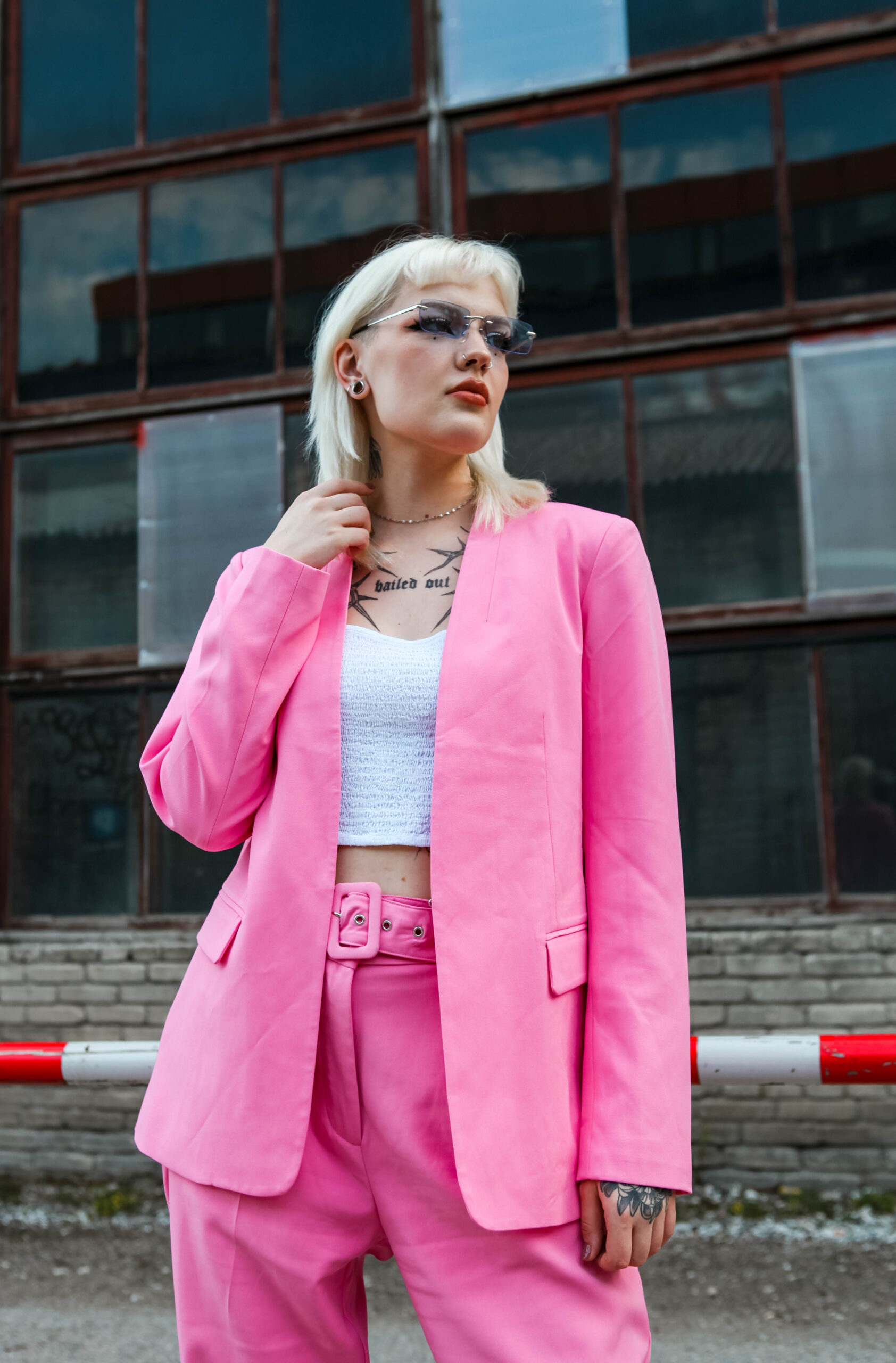 modell, tattoo, tattood, stiil, style, portree, tallinn, eesti, estonia, pink, roosa, boss
